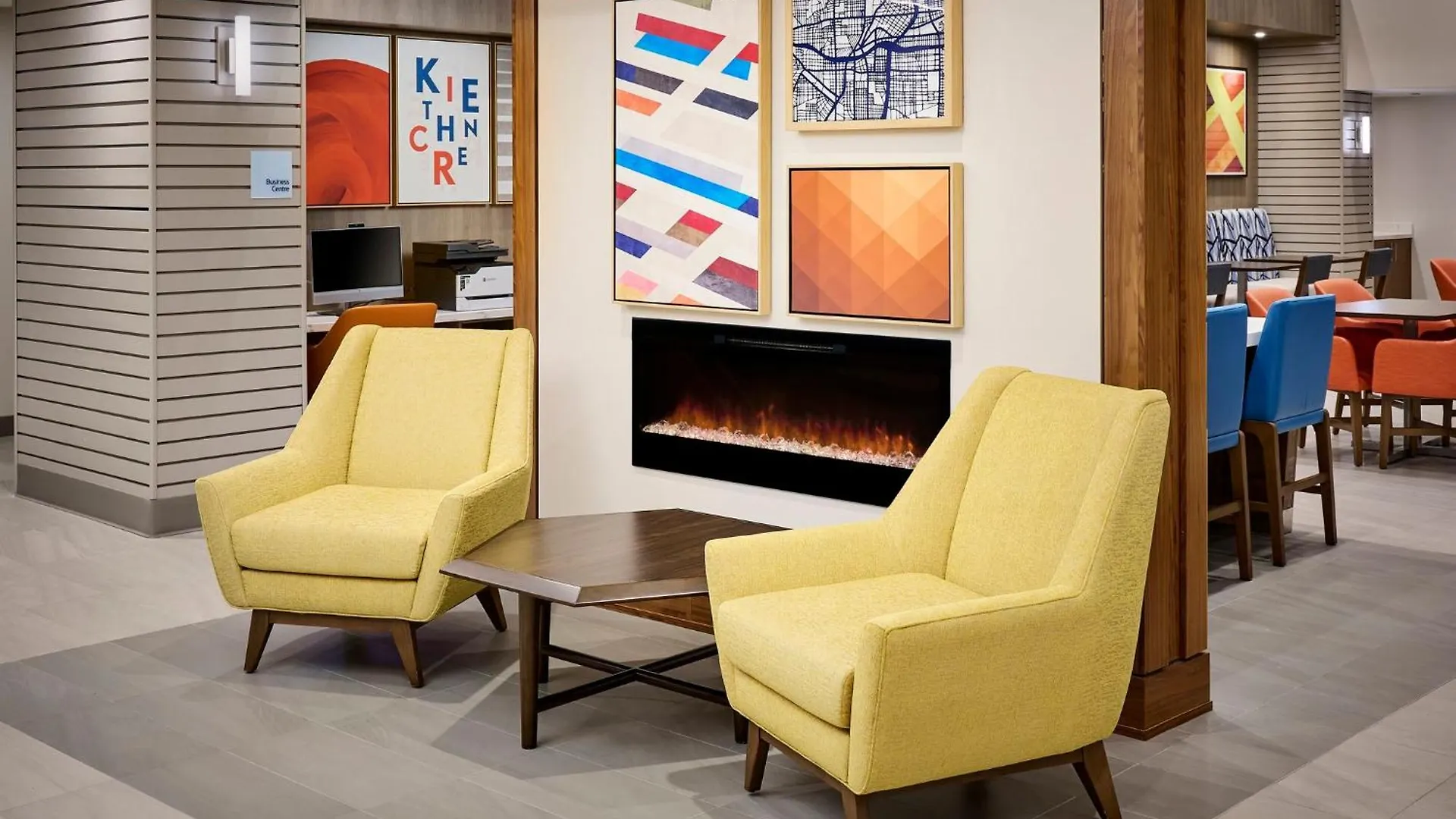 Holiday Inn Express & Suites Kitchener Southeast By Ihg 3*,