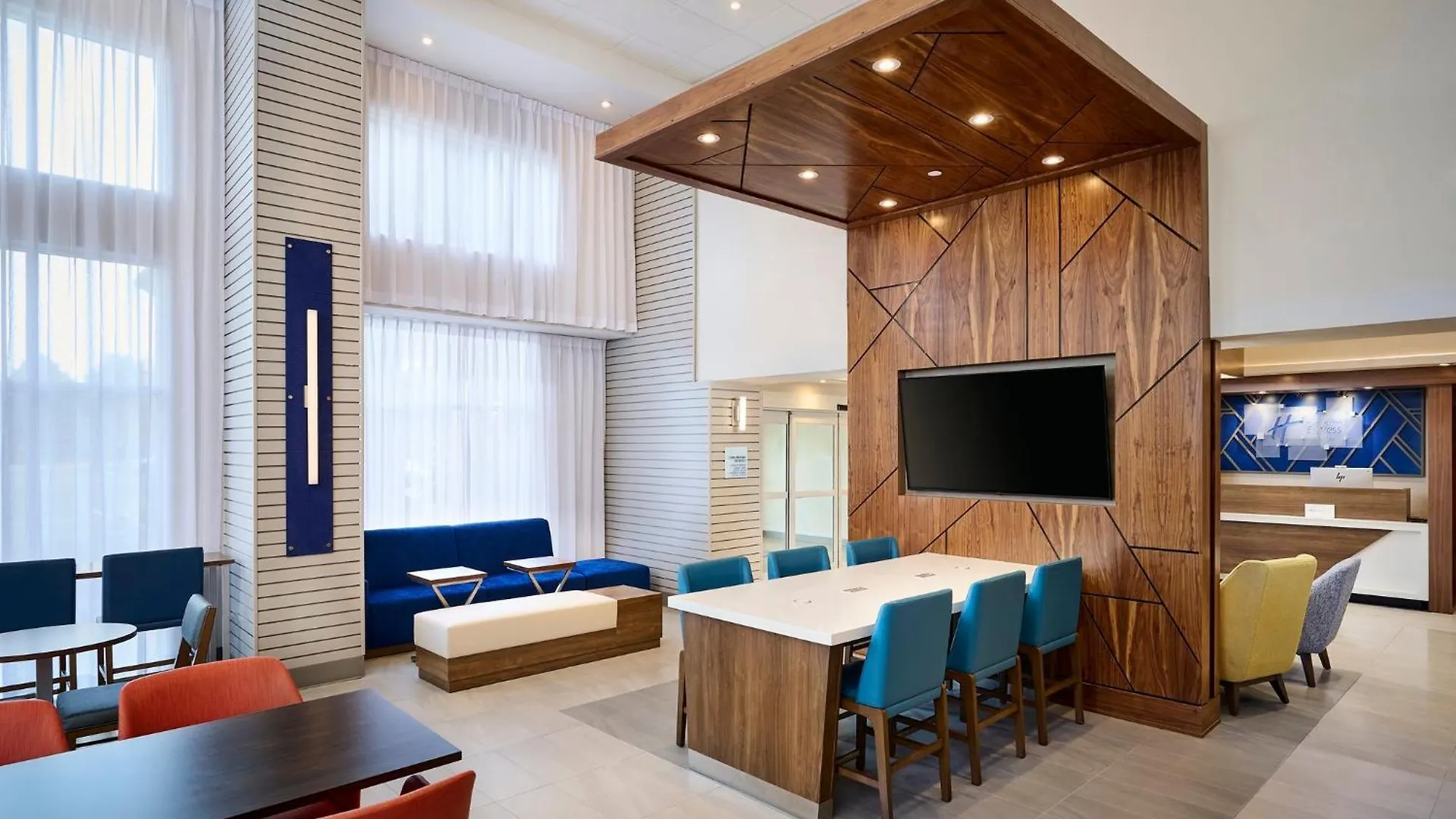 Holiday Inn Express & Suites Kitchener Southeast By Ihg Hotel