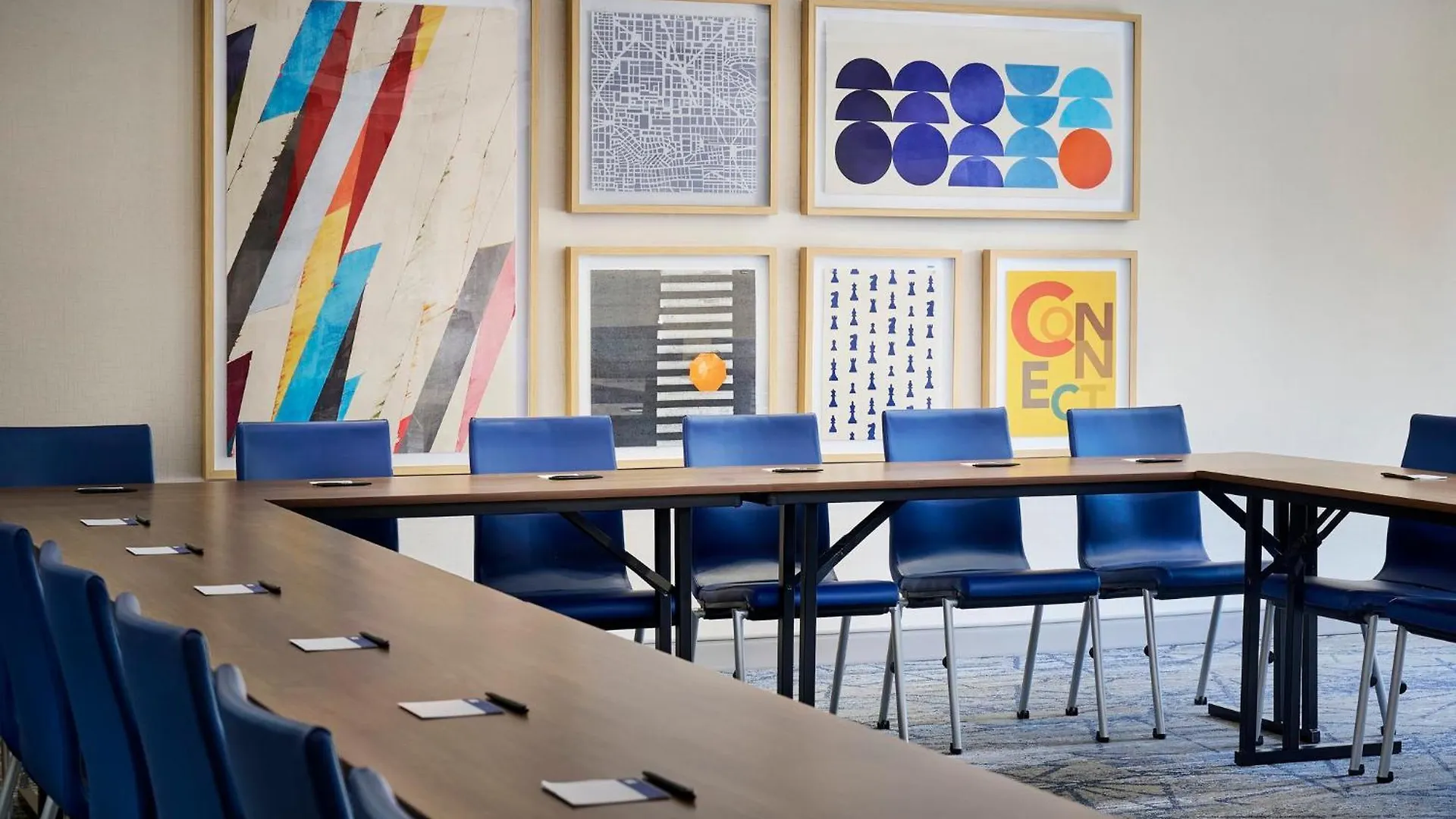 Holiday Inn Express & Suites Kitchener Southeast By Ihg
